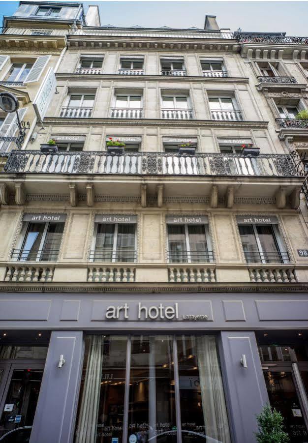 Art 3* Parijs